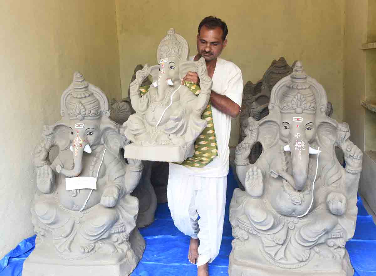 మట్టి గణేశ్‌కీ జై