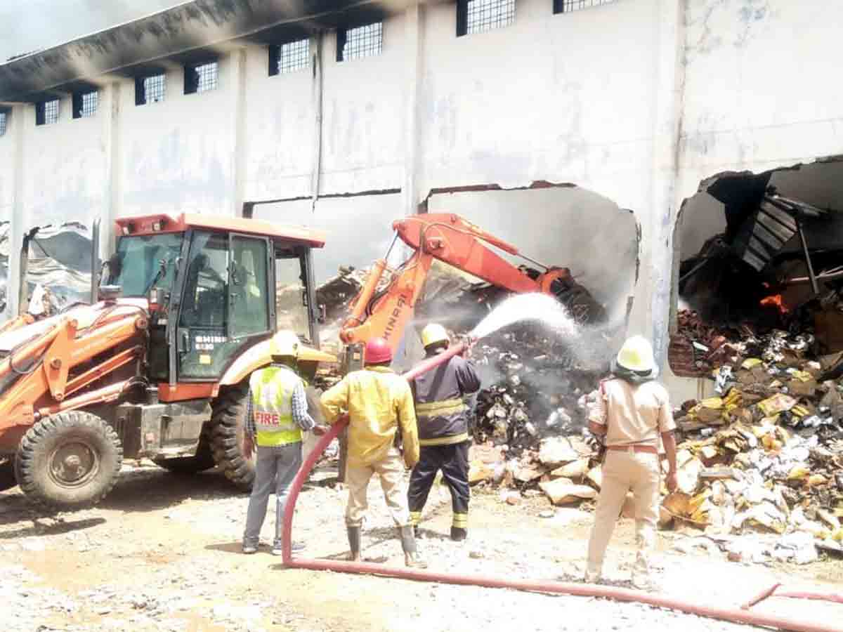 Fire accident : పెద్దఅంబర్‌పేట స్వాల్‌గోదాంలో భారీ అగ్నిప్రమాదం