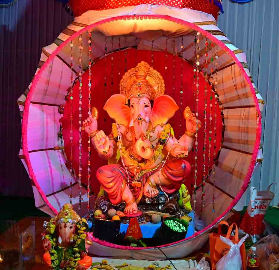 విభిన్న రూపాల్లో.. వినాయకుడు