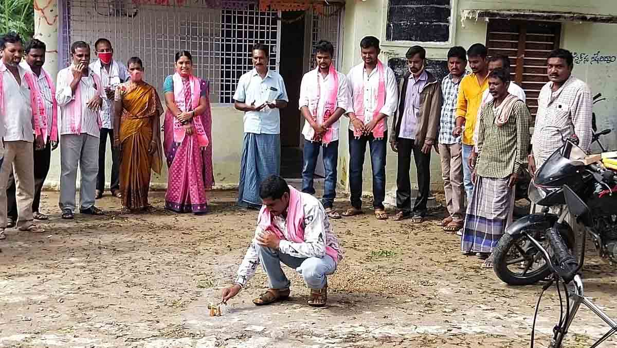 టీఆర్‌ఎస్‌ చండూరు మండల కార్యవర్గం