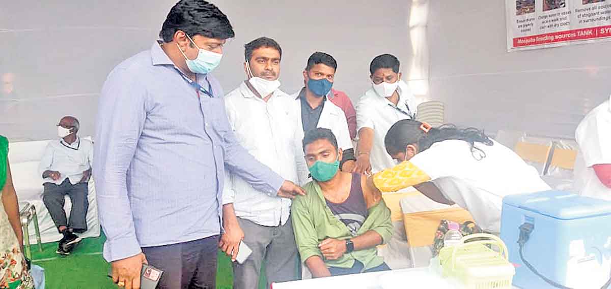 ఎన్టీఆర్‌ మార్గ్‌లో ప్రత్యేక వ్యాక్సినేషన్‌ డ్రైవ్‌