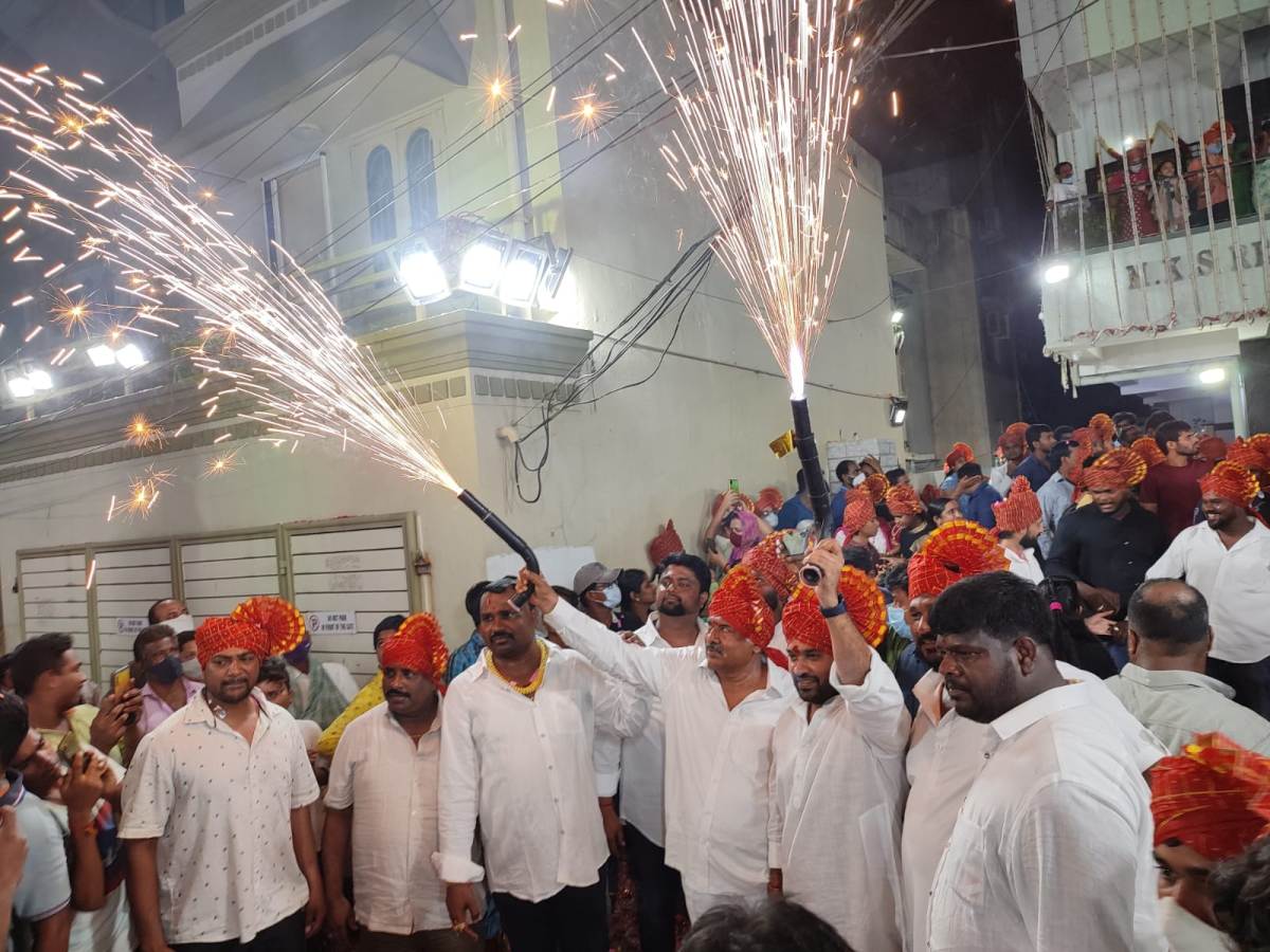 vinayaka nimajjanam | ఘ‌నంగా వినాయ‌క ఊరేగింపు