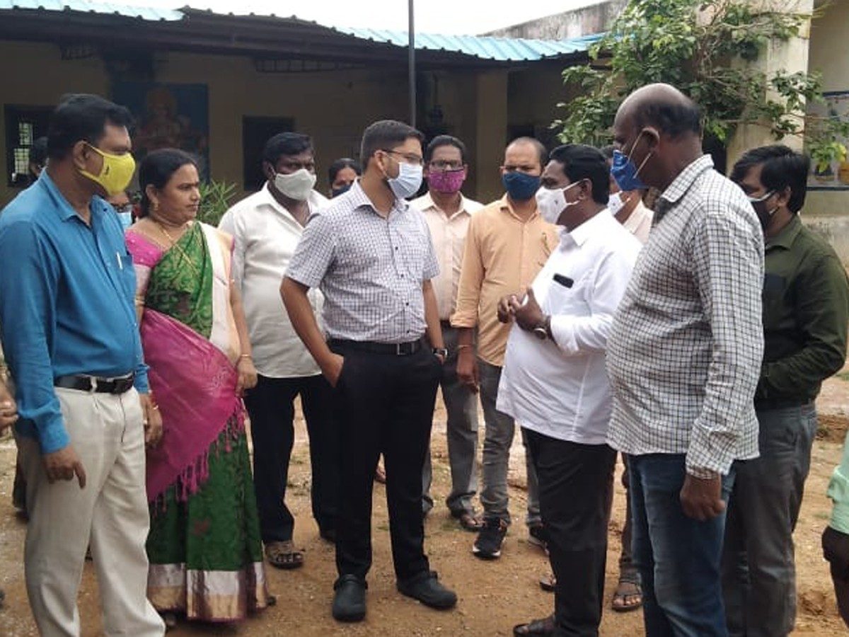 Mellachervu: విద్యార్థులకు నాణ్యమైన భోజనం అందించాలి