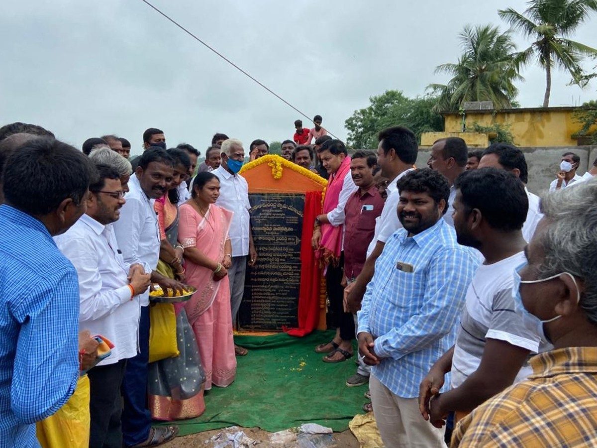 Nareducharla: భవిష్యత్ తరాలు చెప్పుకొనేలా అభివృద్ధి : ఎమ్మెల్యే శానంపూడి