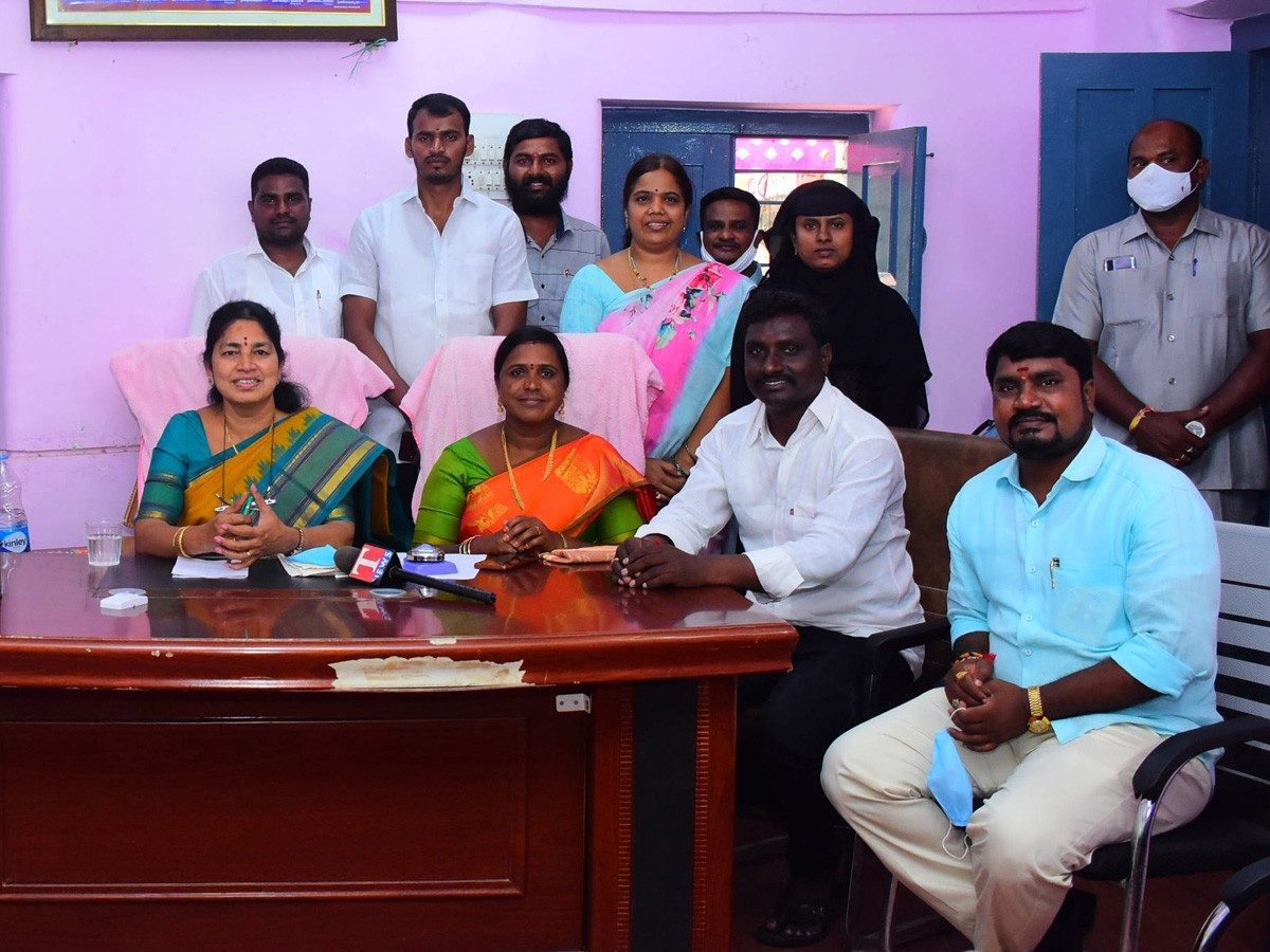 యాదాద్రి: దసరాకు డబుల్ బెడ్రూం ఇండ్లు.. ప్రభుత్వ విప్ గొంగిడి సునీతామహేందర్‌రెడ్డి