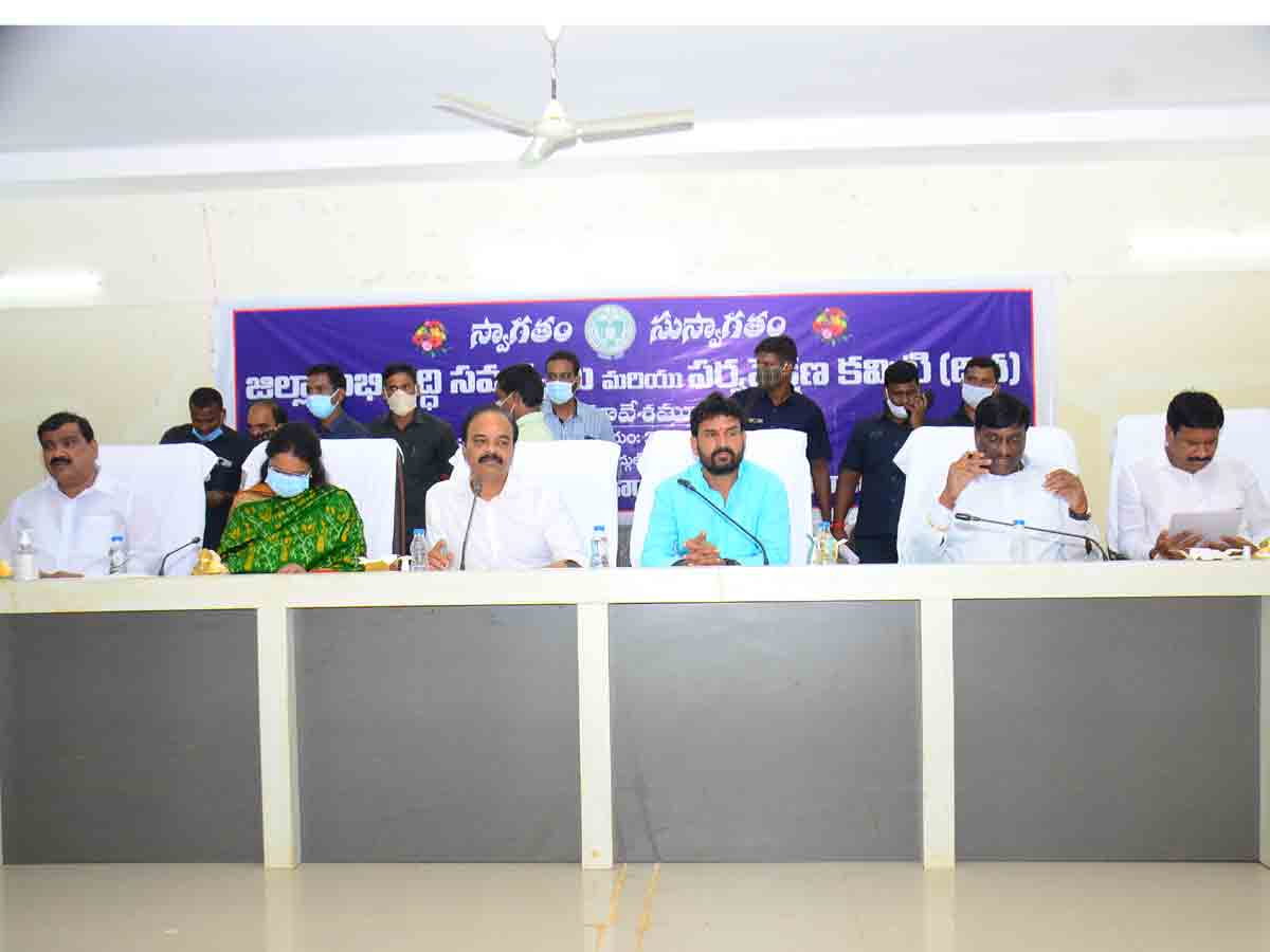 Vikarabad : పథకాలపై విస్తృతంగా ప్రచారం చేపట్టాలి