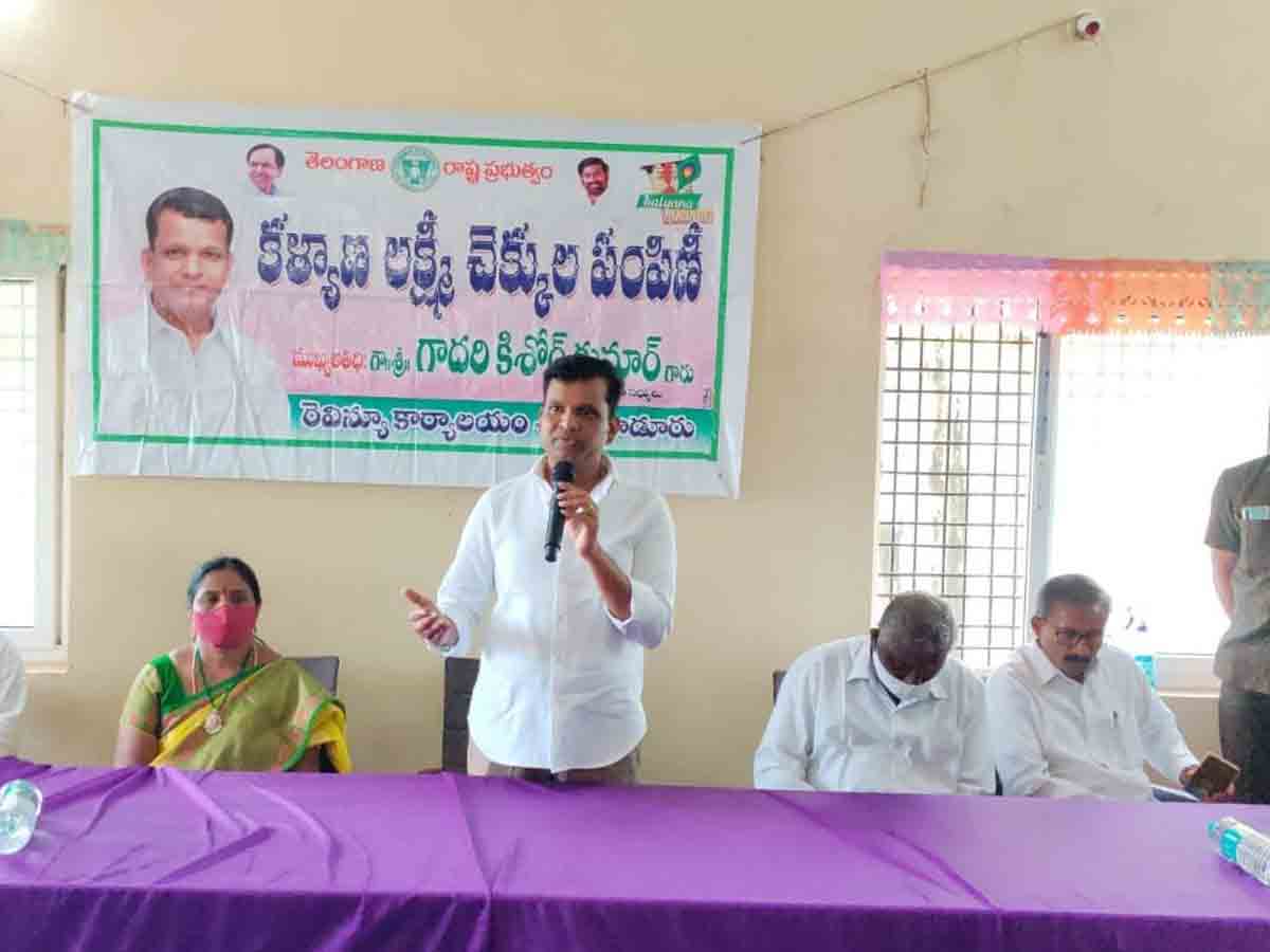 గోదావరి జలాలతో అడ్డగూడూరు, మోత్కూరు మండలాలు సస్యశ్యామలం.. ఎమ్మెల్యే గాదరి