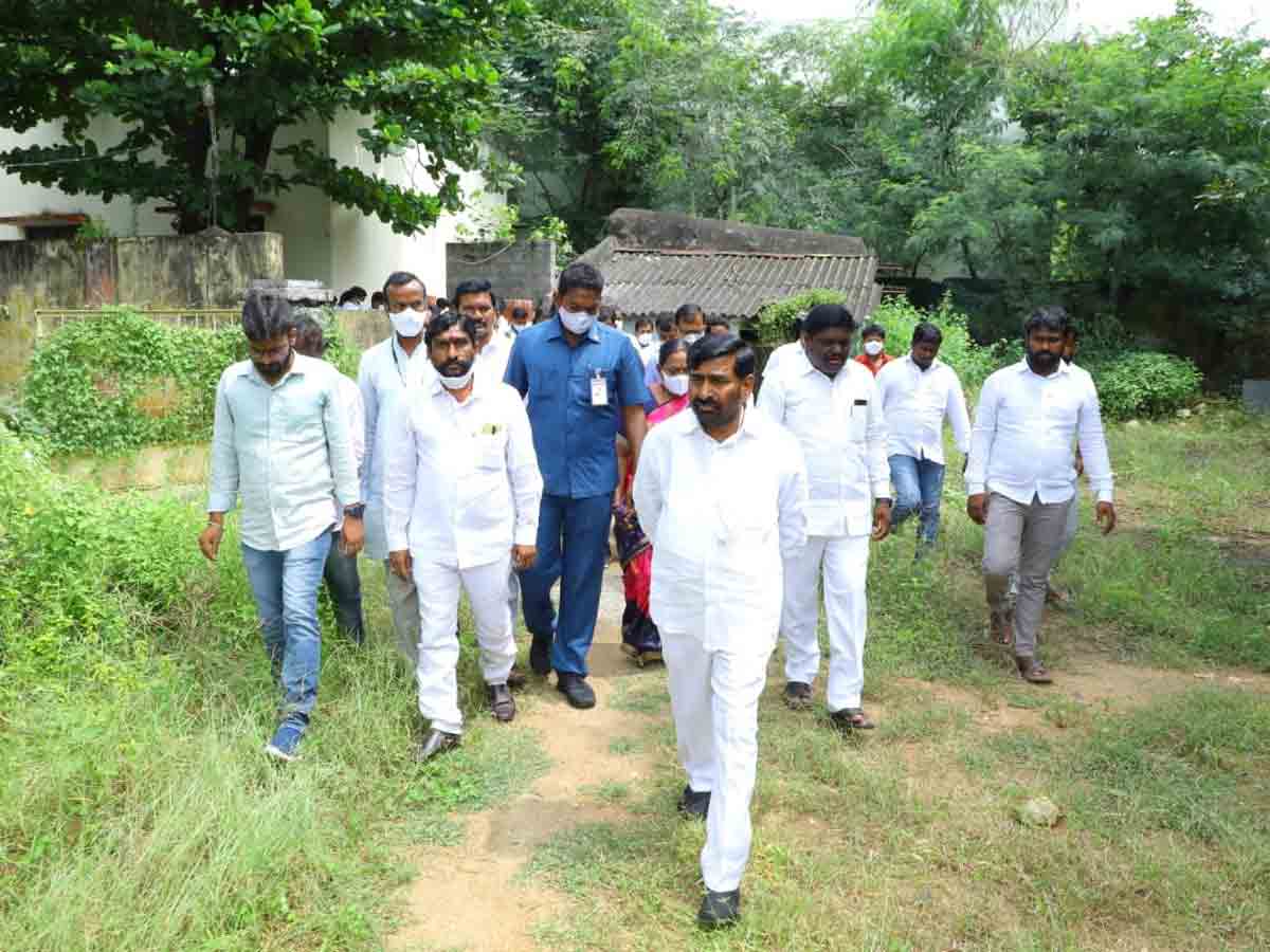 నిధులకు వెనుకాడం.. నాణ్యతలో రాజీపడం: మంత్రి జగదీశ్ రెడ్డి