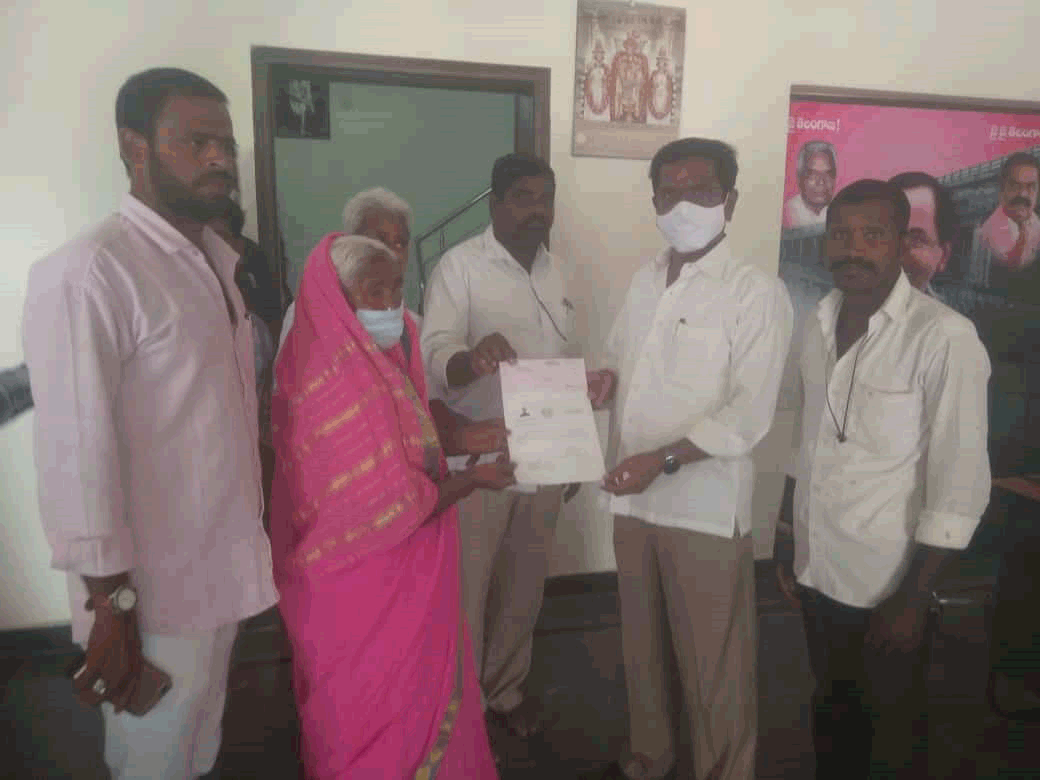 Makthal: పార్టీకి కార్యకర్తలే పట్టుగొమ్మలు: ఎమ్మెల్యే చిట్టెం రామ్మోహన్‌రెడ్డి