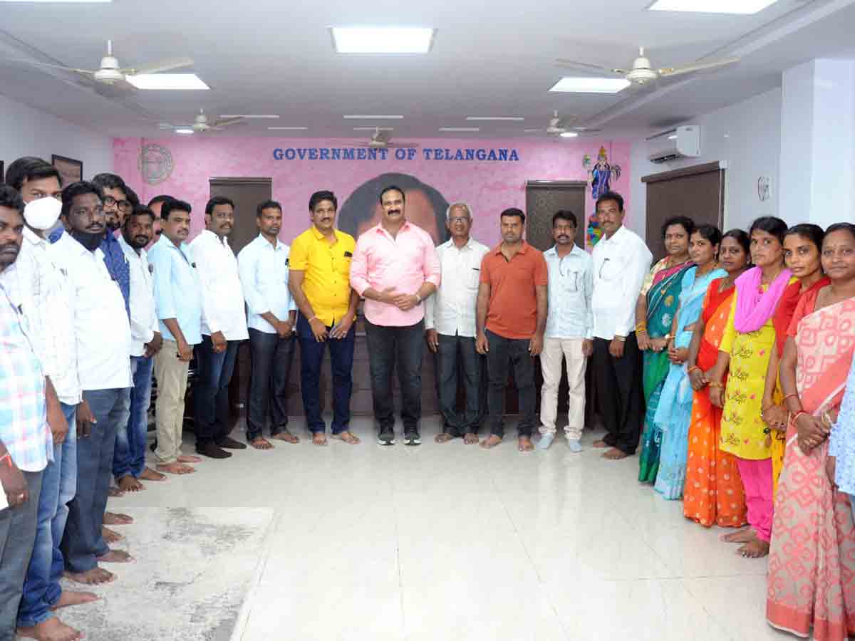 Kodad: ప్రభుత్వ సంక్షేమ పథకాల అమలులో ఉద్యోగుల పాత్ర కీలకం.. ఎమ్మెల్యే బొల్లం