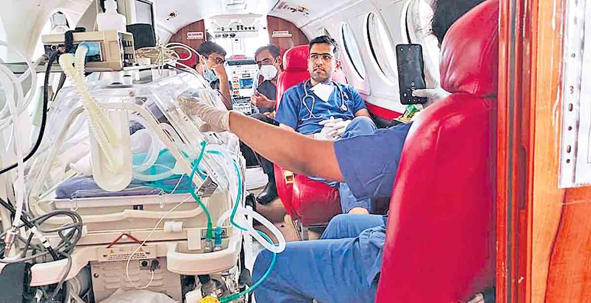 మృత్యు ముఖం నుంచి లాగి..