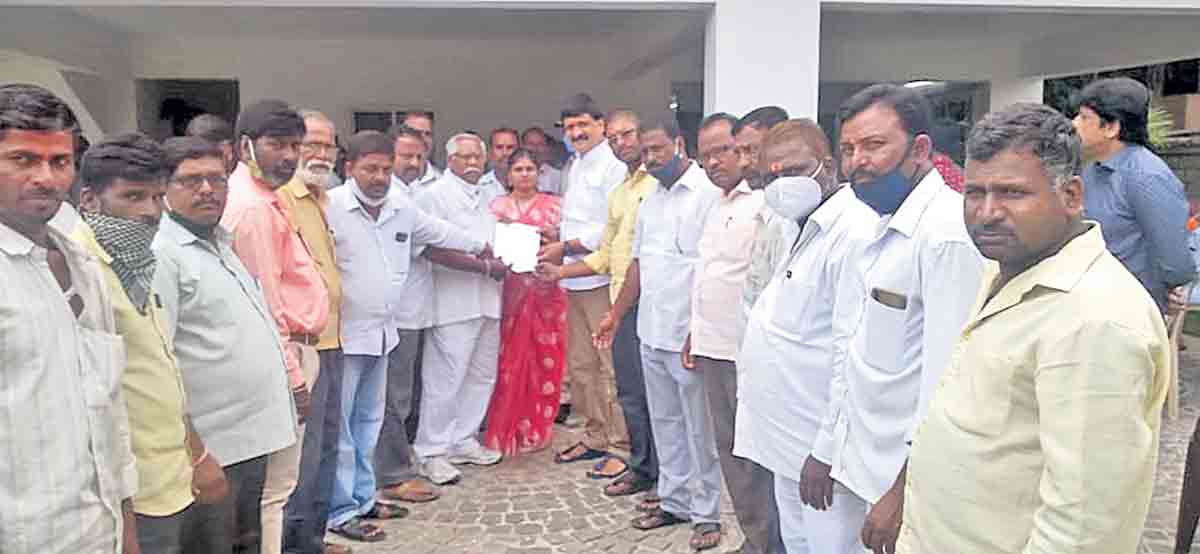 టీఆర్‌ఎస్‌ ప్రభుత్వంతోనే అభివృద్ధి, సంక్షేమం