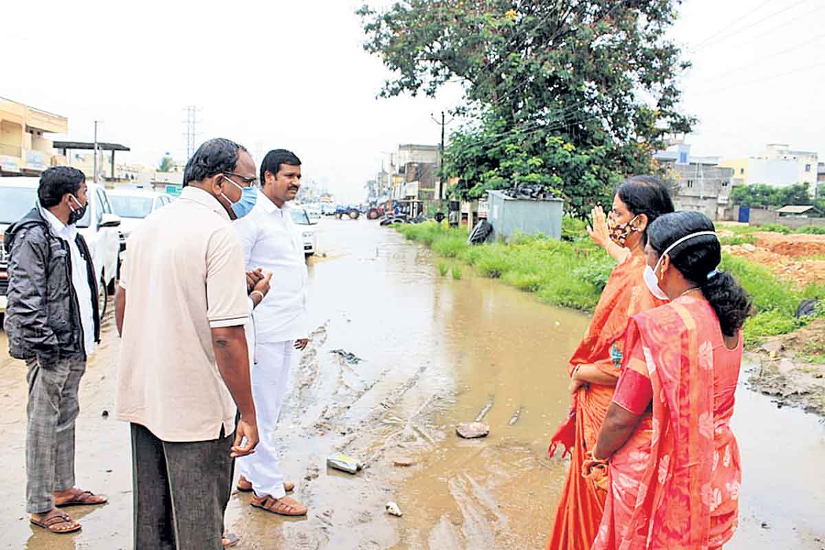 ఇబ్బందులు తప్పాలంటే..విస్తరించాల్సిందే