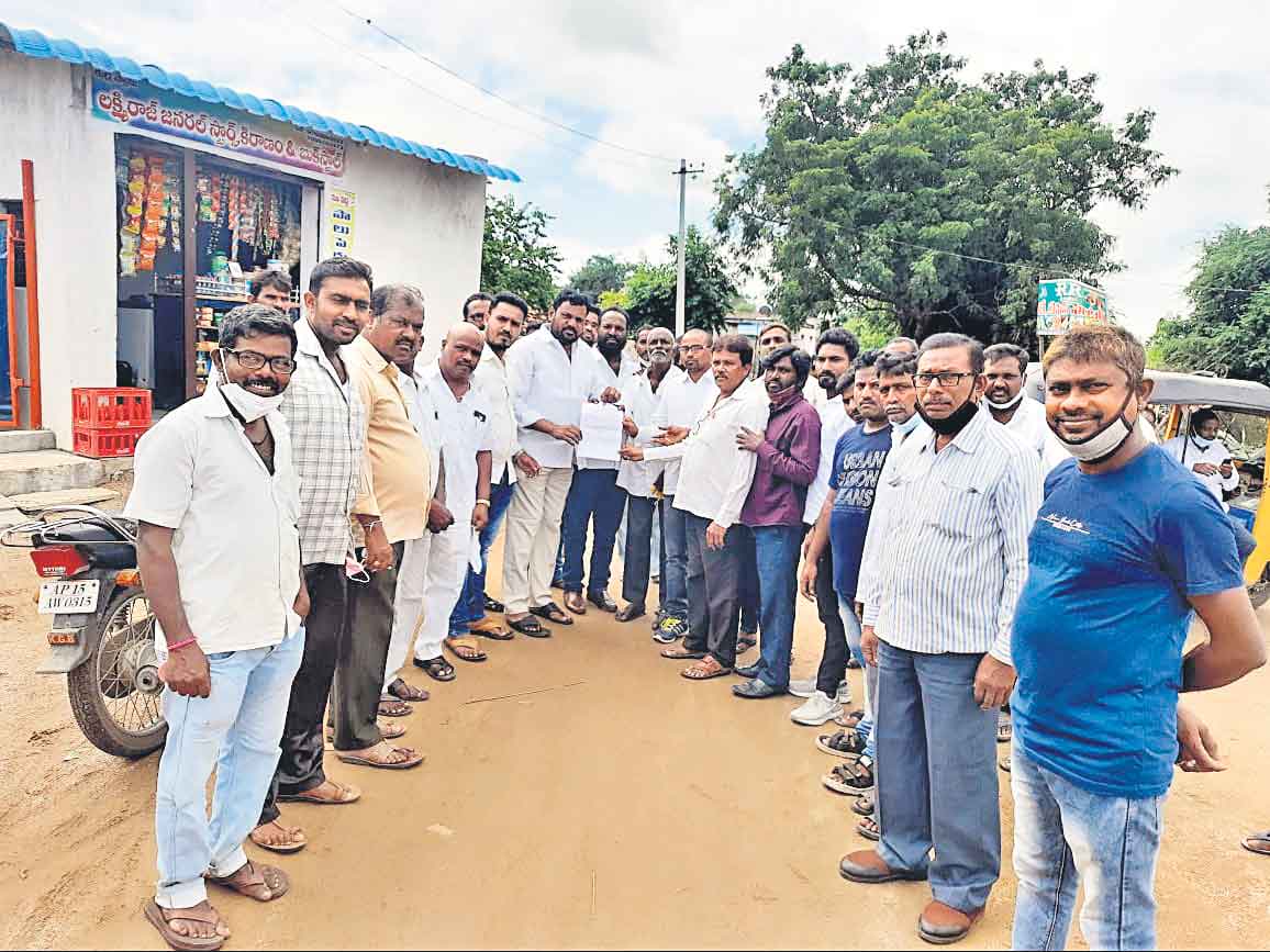 టీఆర్‌ఎస్‌కు జైకొట్టిన నాయీబ్రాహ్మణులు