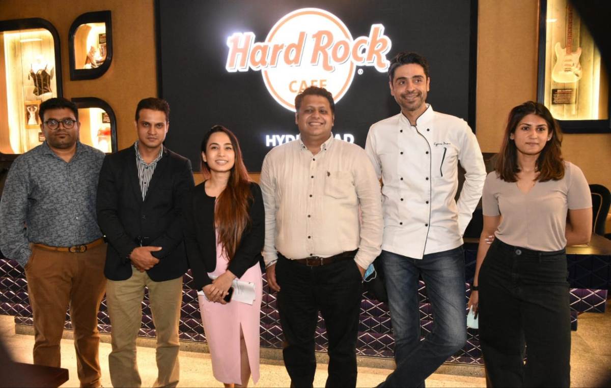 Hyderabad | ఐటీ కారిడార్‌లో ‘హార్డ్‌రాక్‌’ కేఫ్‌ ప్రారంభం