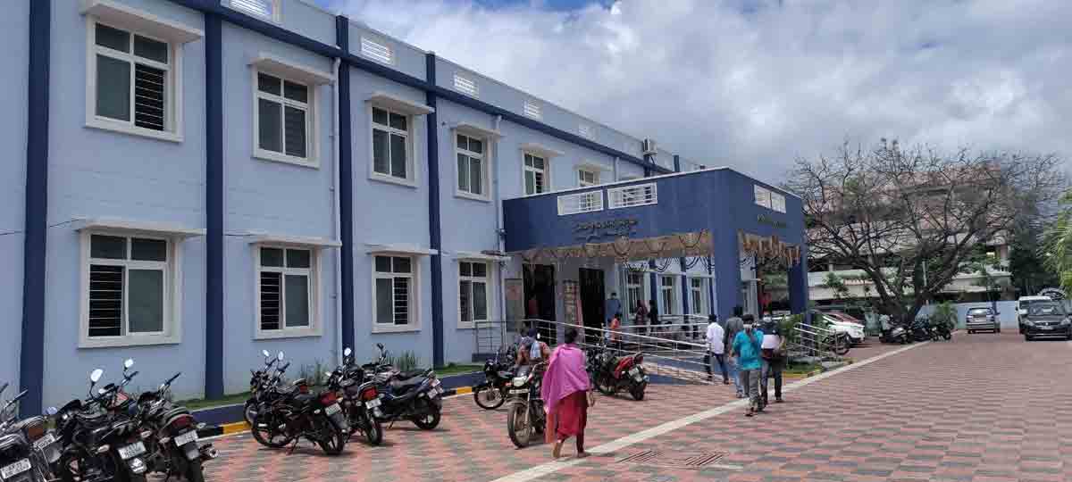 కార్పొరేట్‌కు దీటుగా వైద్య సేవలు