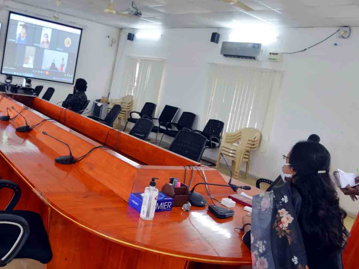 Vikarabad : ప్రపంచ పర్యాటక దినోత్సవ వేడుకలను ఘనంగా నిర్వహించాలి.. కలెక్టర్‌ నిఖీల