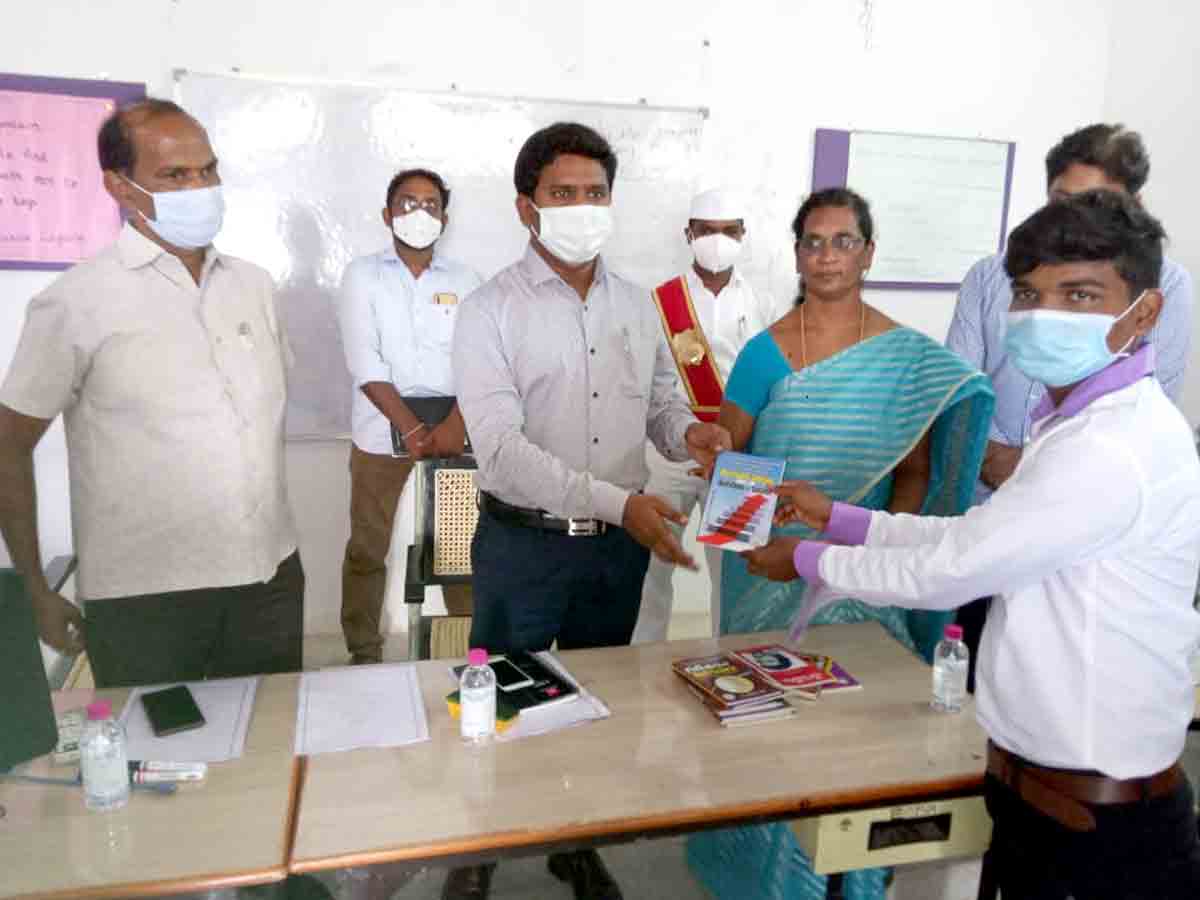 Warangal : శిక్షణ కేంద్రాన్ని సద్వినియోగం చేసుకోవాలి.. కలెక్టర్‌ గోపి