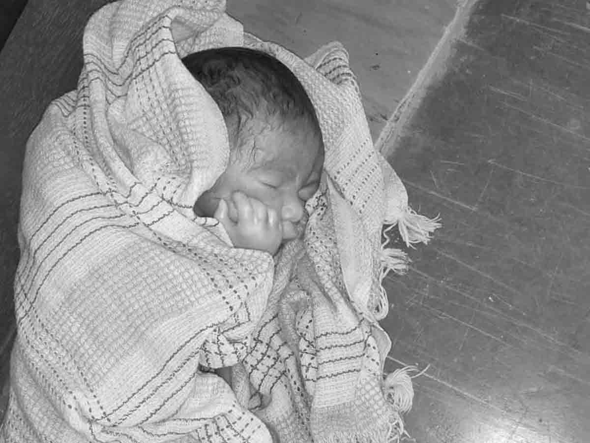 Crime News : గుర్తు తెలియని శిశువు మృతి