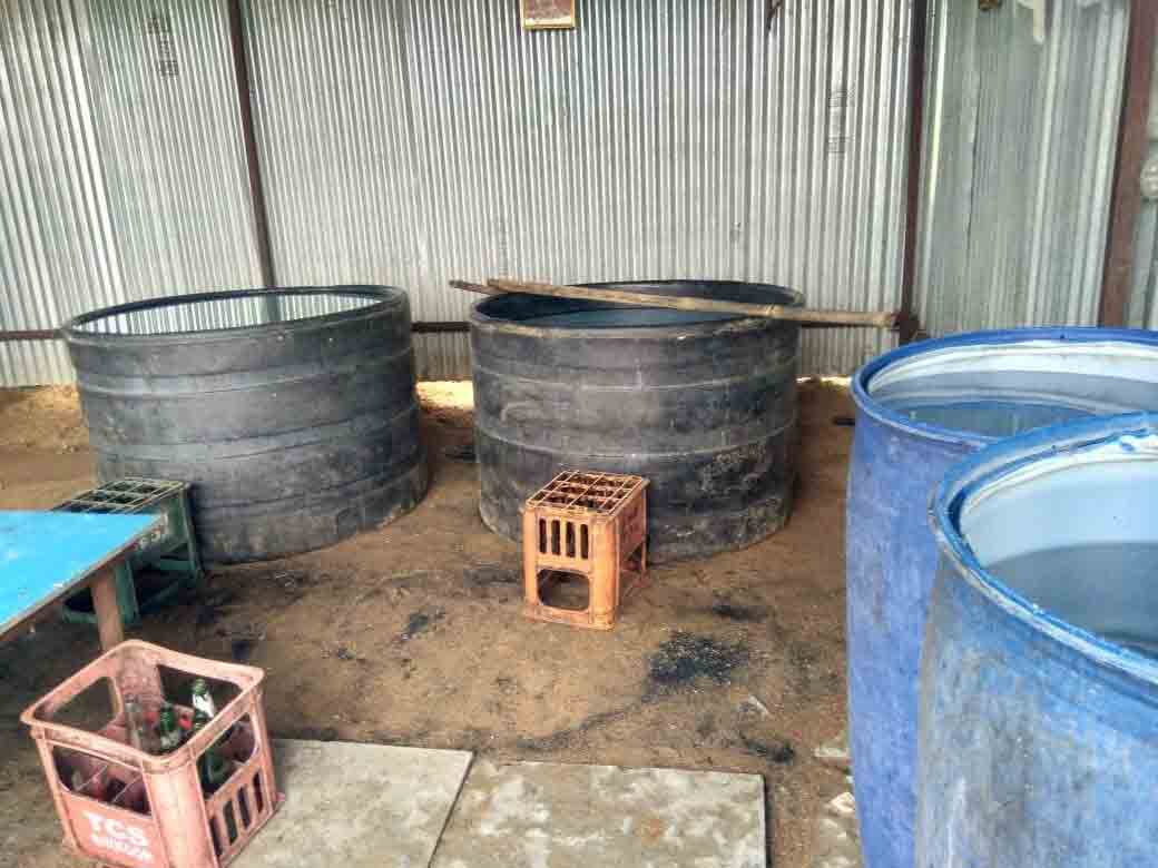 జోరుగా కృత్రిమ కల్లు అమ్మకాలు