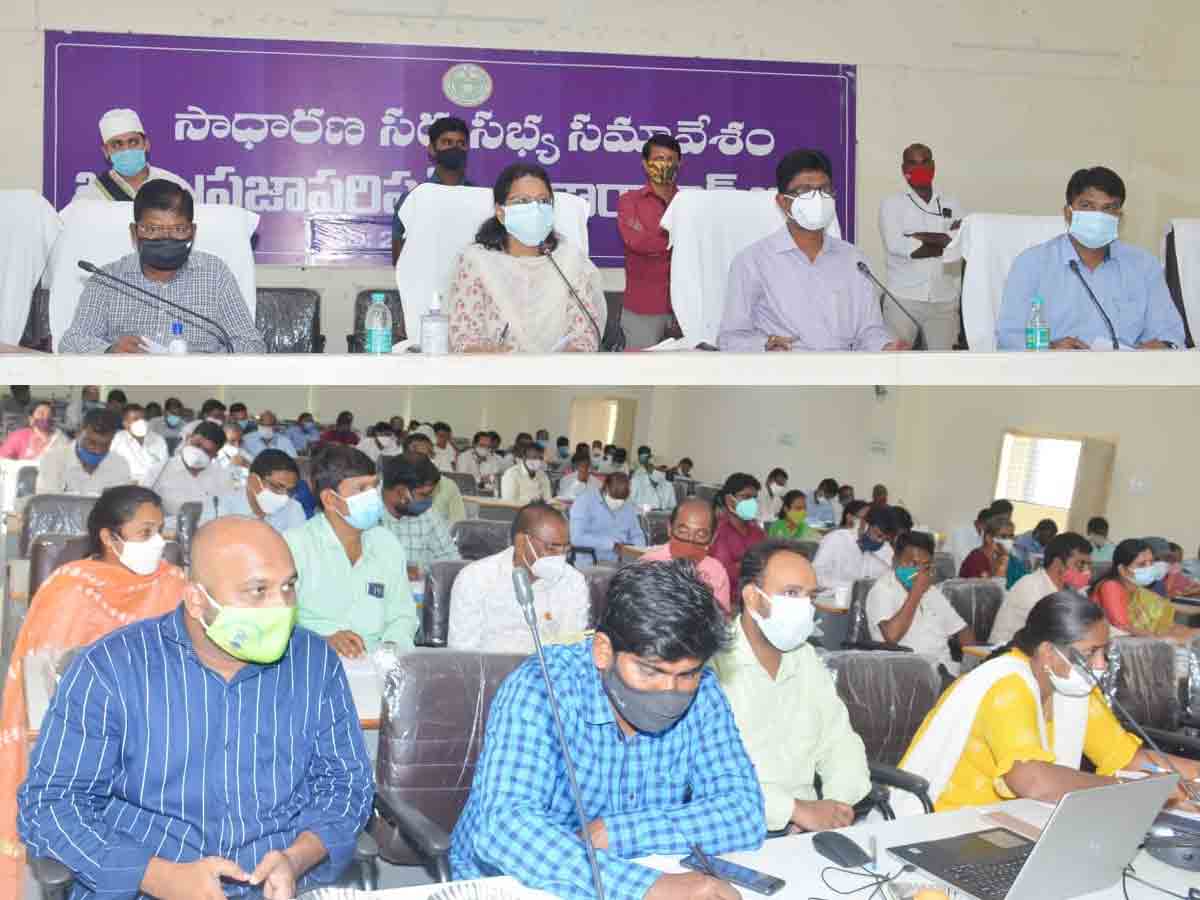 మండలానికి నాలుగు చొప్పున మినీ బృహత్ పల్లె ప్రకృతి వనాలు : వికారాబాద్ కలెక్టర్