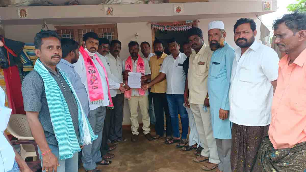 టీఆర్‌ఎస్‌ పటిష్టతకు కమిటీలు దోహదపడాలి