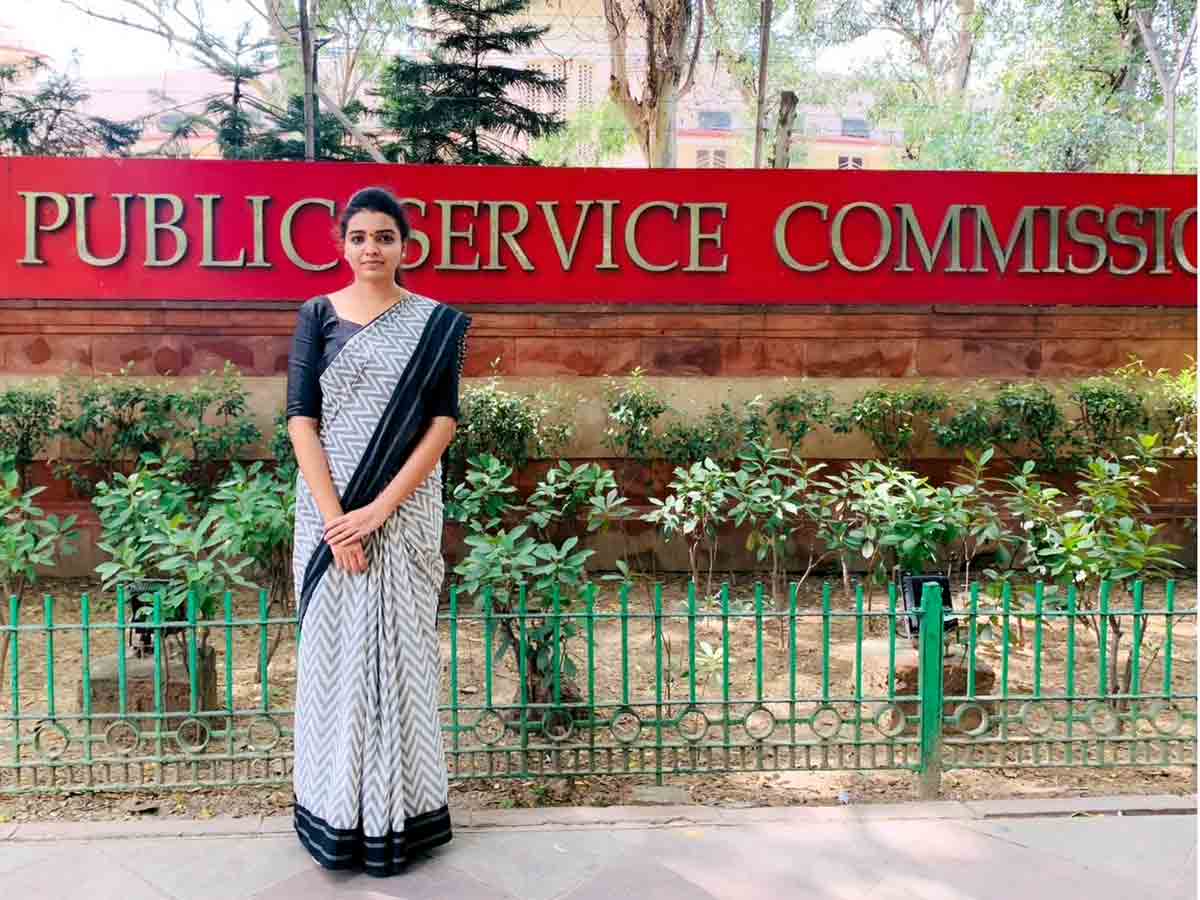 సివిల్స్‌లో మెరిసిన తాండూరు యువతి