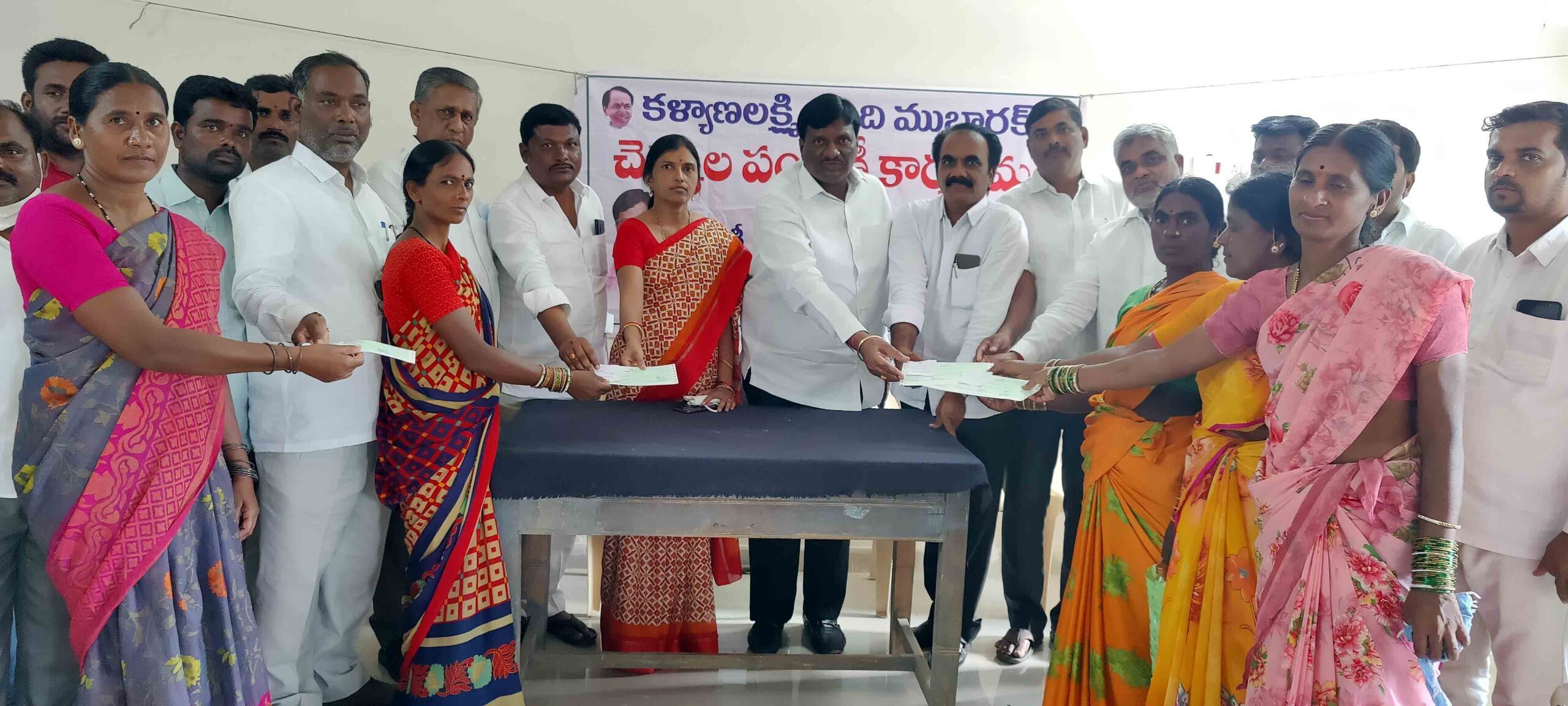 Vikarabad : దళారీ వ్యవస్థ లేకుండా సంక్షేమ పథకాలు.. ఎమ్మెల్యే కొప్పుల మహేశ్‌రెడ్డి