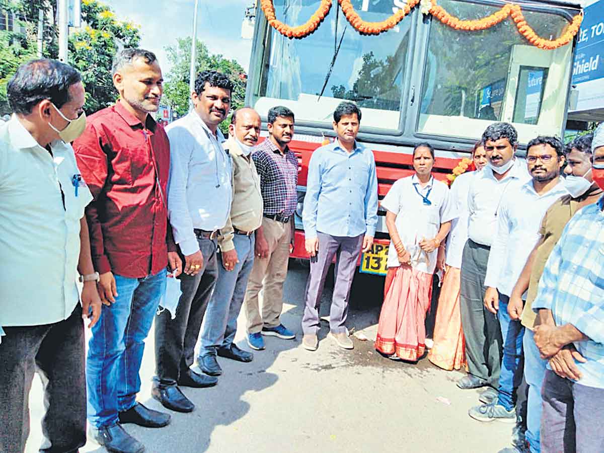 24గంటలు పార్సిల్ కార్గో కొరియర్ సర్వీసులు