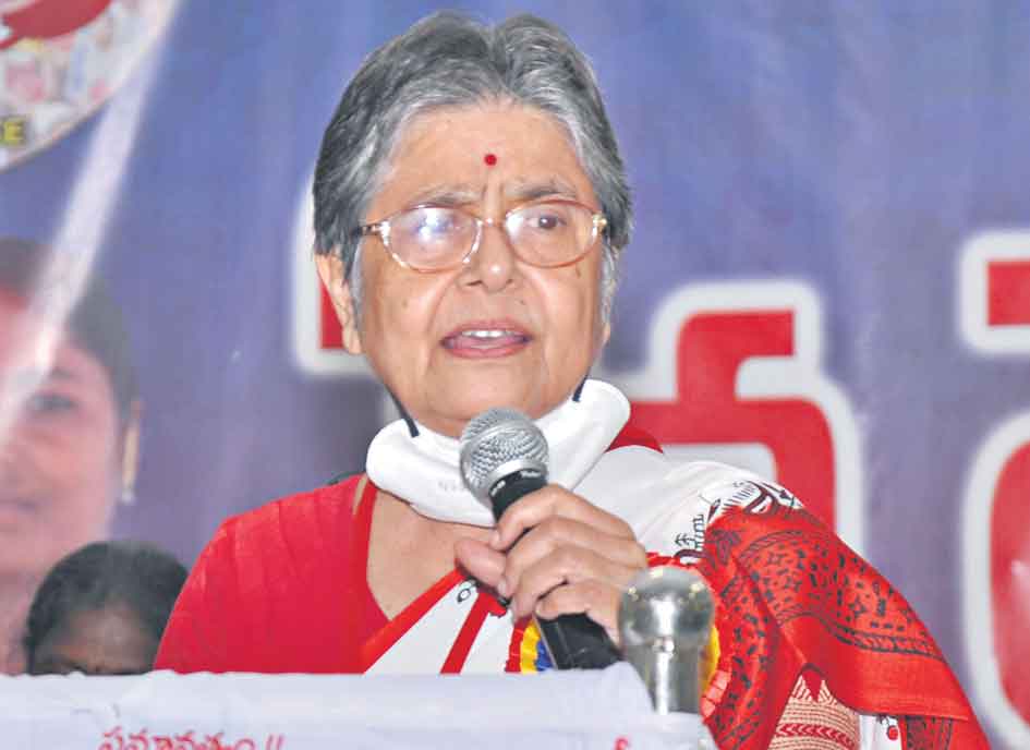 అంబానీ, అదానీలకు కేంద్రం వత్తాసు