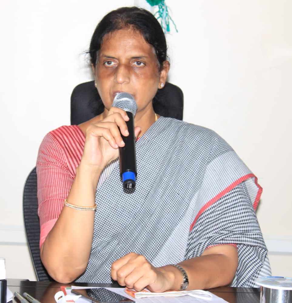 Gulab cyclone | ప్ర‌జ‌లెవ‌రూ బయ‌ట‌కు రావ‌ద్దు : మంత్రి సబితాఇంద్రారెడ్డి