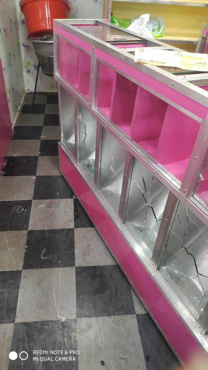 హైదరాబాద్‌లో దారుణం.. పోటీగా దుకాణం పెడుతున్నాడ‌ని..