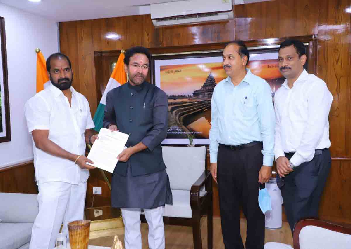 మన్యంకొండ క్షేత్రాన్ని ప్రసాద్‌ స్కీంలో చేర్చాలి