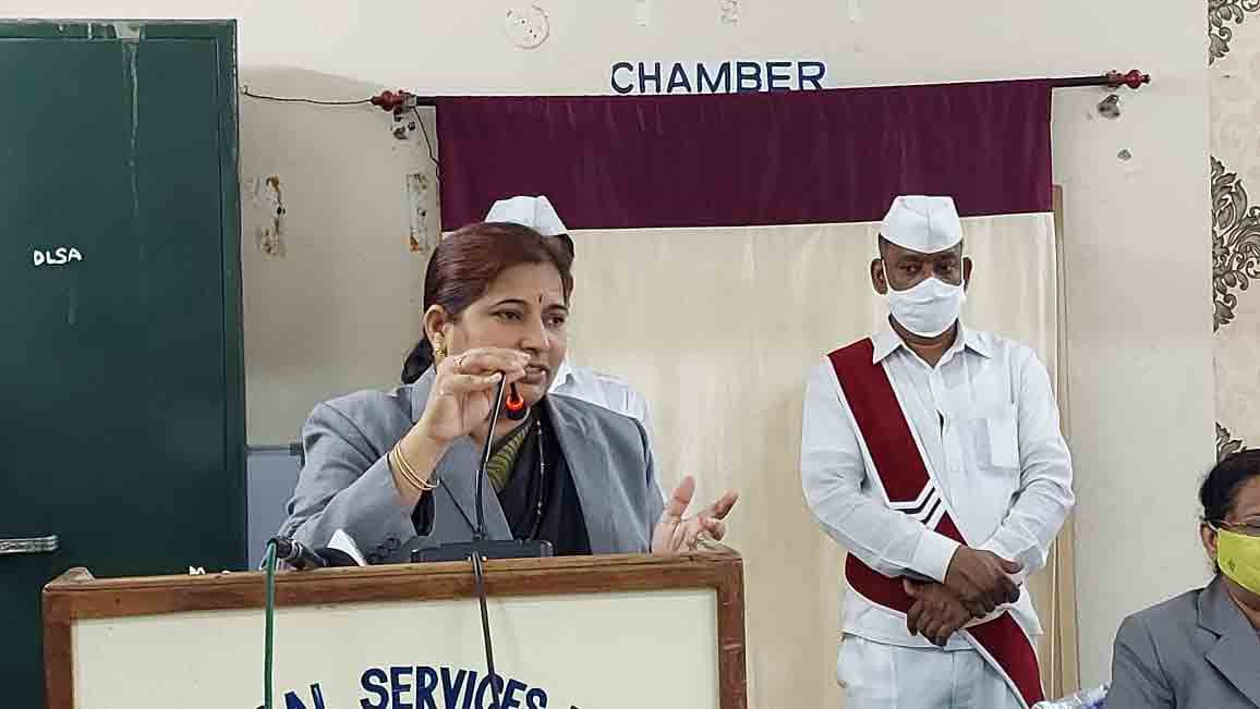 గ్రామస్థాయిలోనే సమస్యలు పరిష్కారం