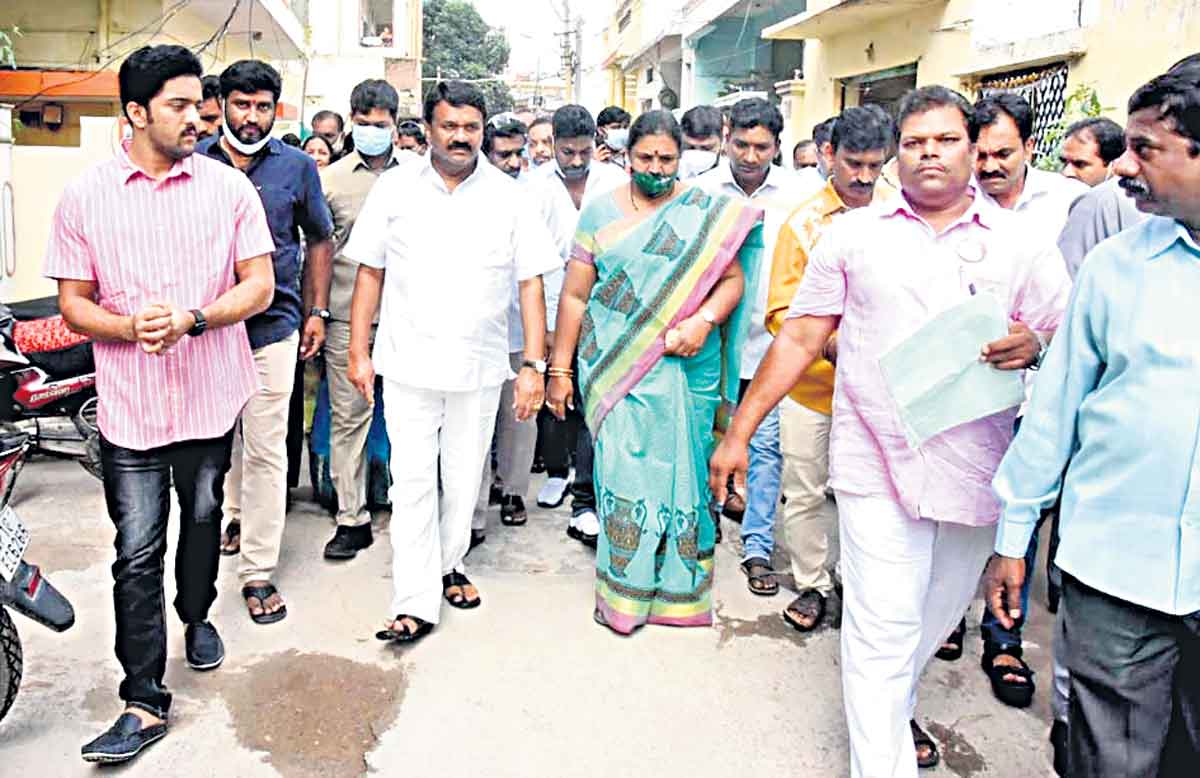 పనుల్లో వేగం పెంచాలిపనుల్లో వేగం పెంచాలి