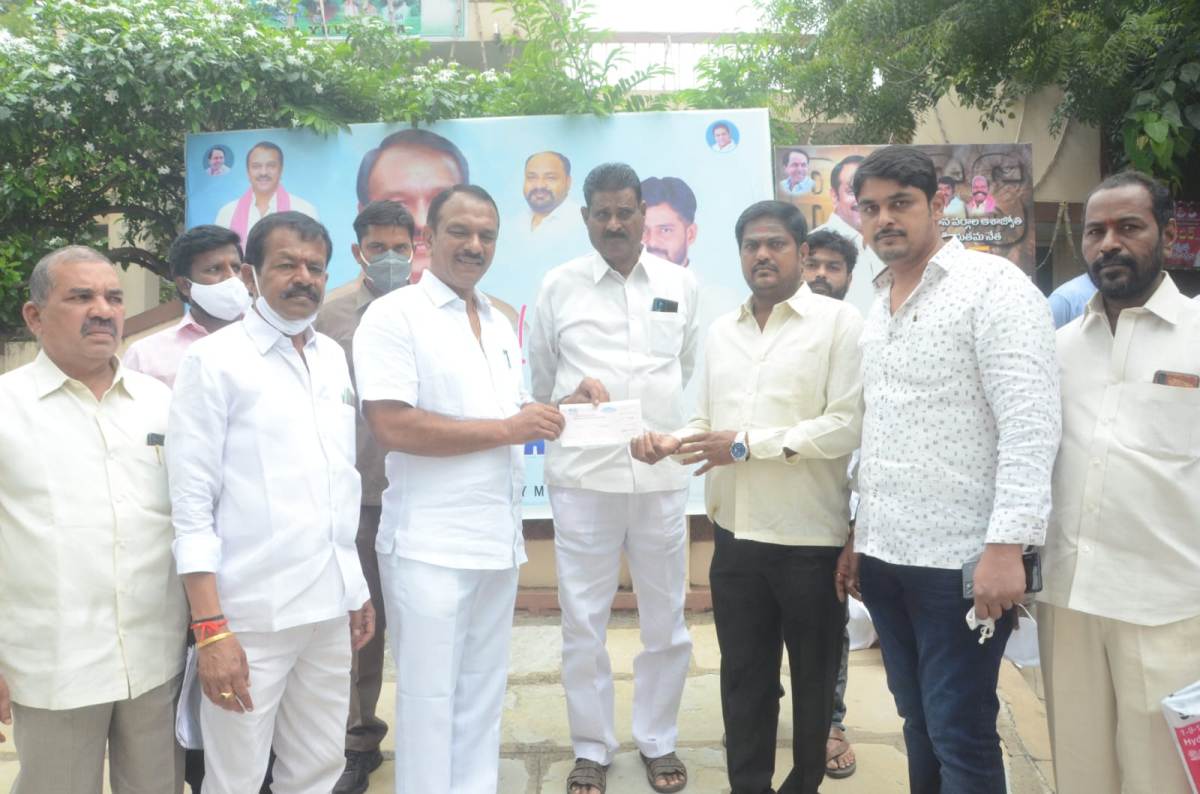 Cmrf | సంక్షేమ పథకాలను పేద‌లు సద్వినియోగం చేసుకోండి : ఎమ్మెల్యే దేవిరెడ్డి సుధీర్‌రెడ్డి