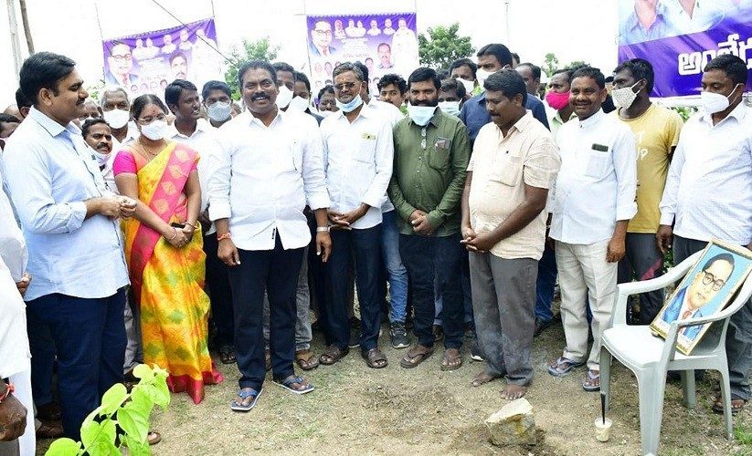 Ramadugu: దళిత బాంధవుడు సీఎం కేసీఆర్‌ : చొప్పదండి ఎమ్మెల్యే రవిశంకర్‌