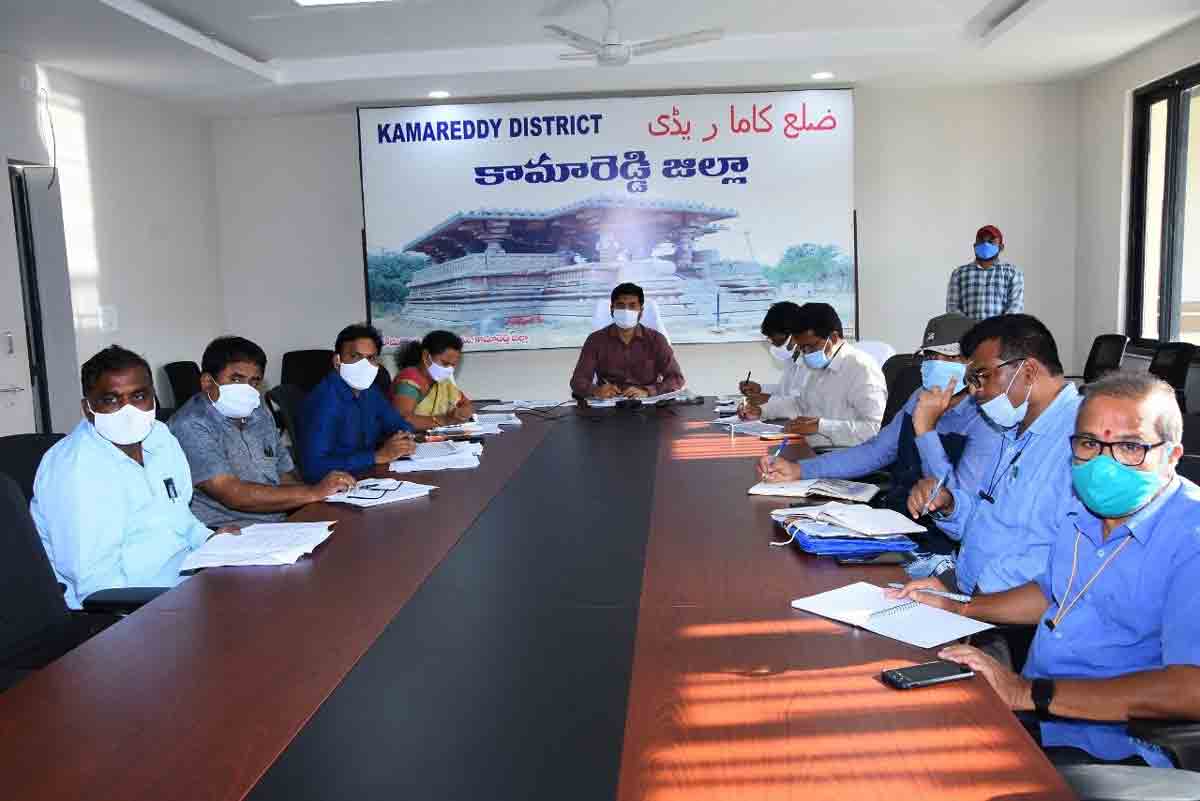 ప్రతి నెలా ఐదు గ్రామాల్లో తప్పక పర్యటించాలి