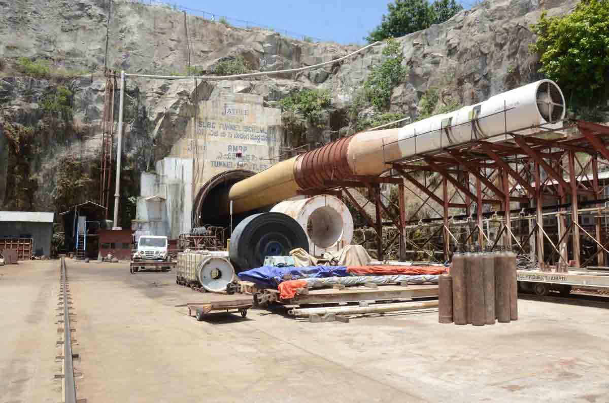 సొ..రంగంలోకి సర్కార్‌