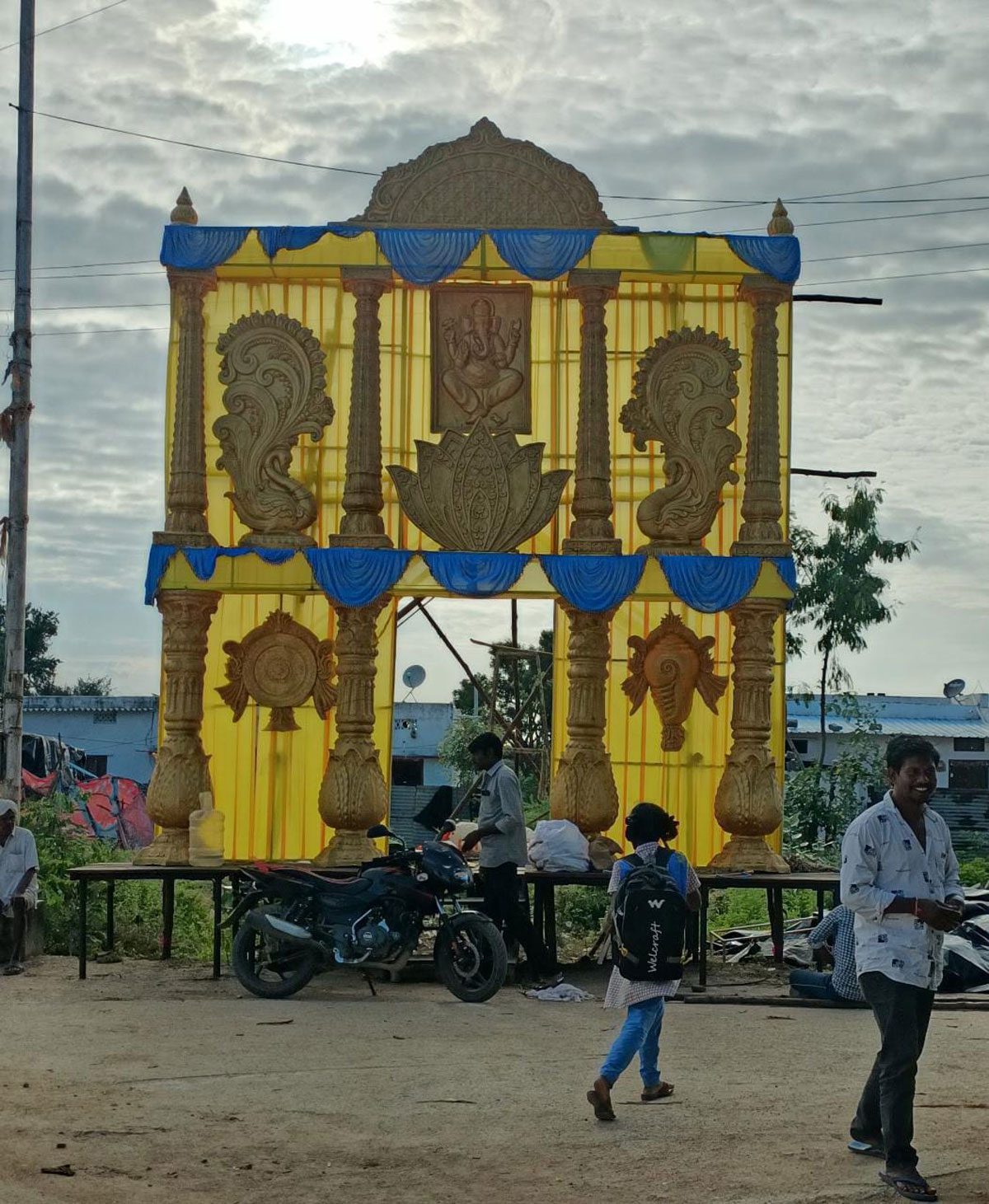 గణపయ్యా..కొలువుదీరవయ్యా