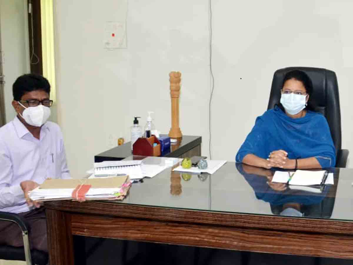 Vikarabad : అక్రమ నిర్మాణాలు గుర్తించి పరిశీలించాలి.. కలెక్టర్‌ నిఖిల