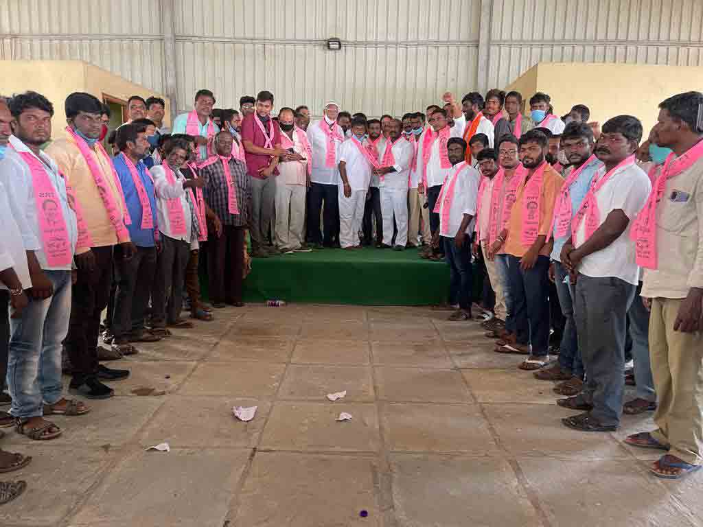 టీఆర్‌ఎస్‌లో చేరికలు