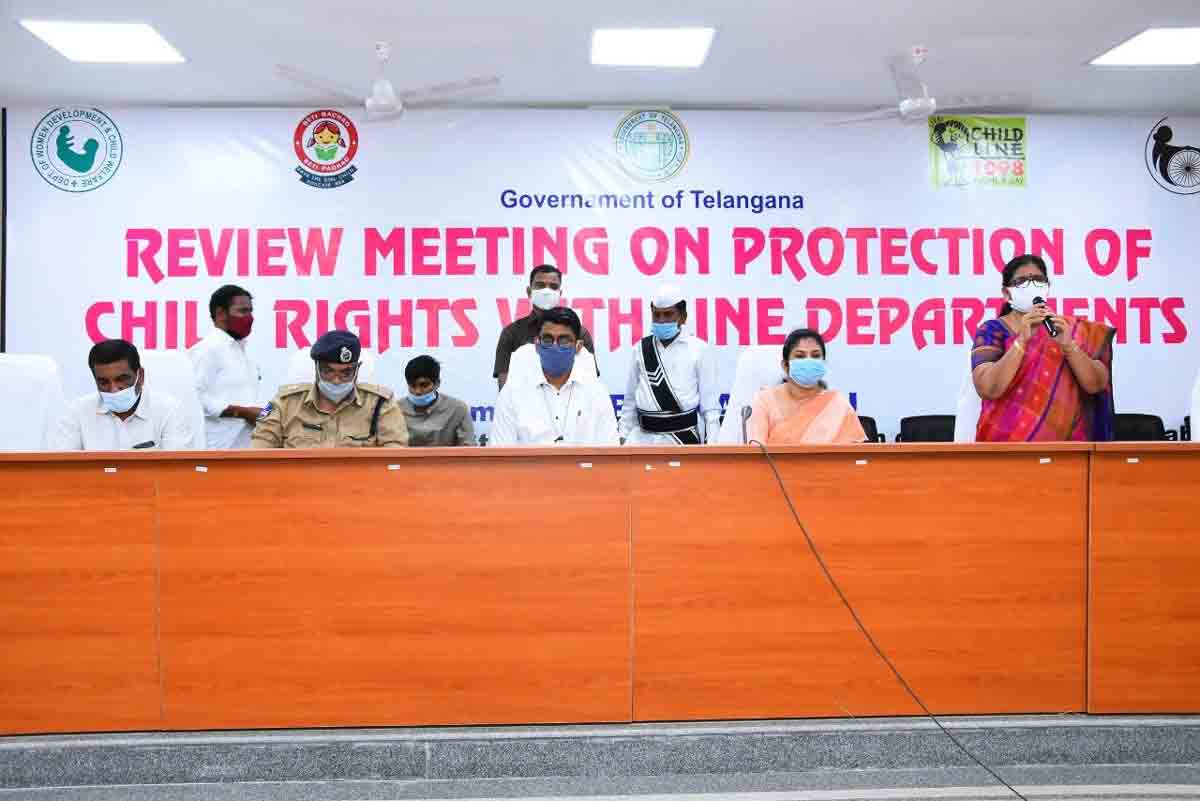 బాలల హక్కులను పరిరక్షించాలి