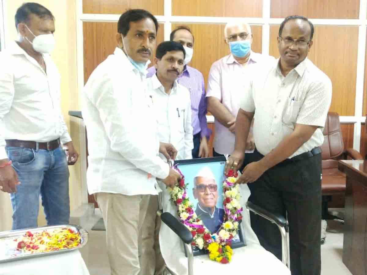 రాష్ట్ర సాధన కోసం కొండా లక్ష్మణ్‌ బాపూజీ చేసిన కృషి మరువలేనిది