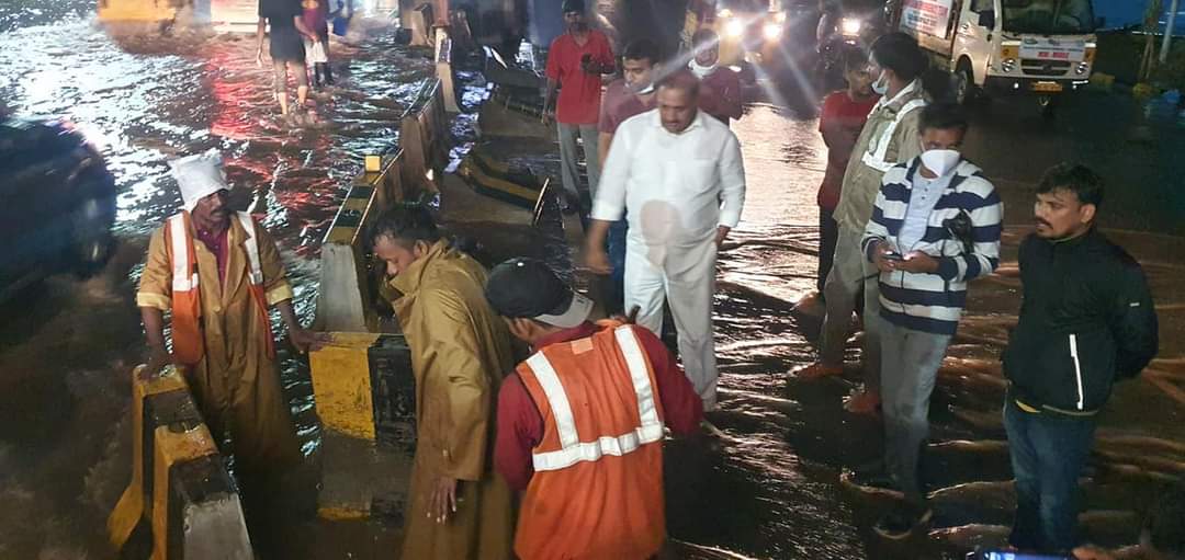 Hyderabad | ముంపు ప్రాంతాల్లో పర్యటించిన విప్‌ గాంధీ