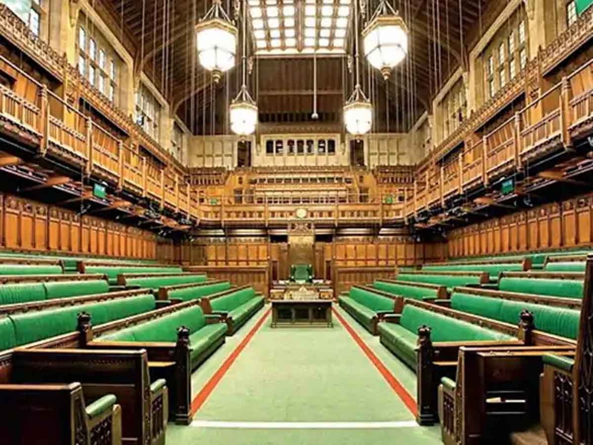 British dress code : బ్రిటన్‌ ఎంపీలకు కొత్త డ్రెస్‌ కోడ్‌