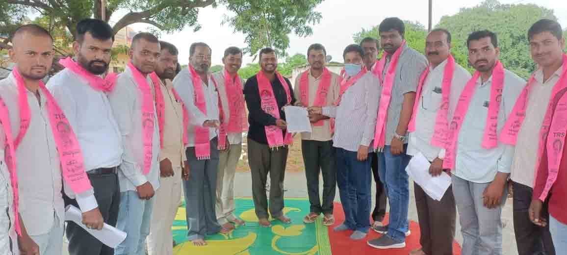 టీఆర్‌ఎస్‌తోనే గ్రామాల అభివృద్ధి