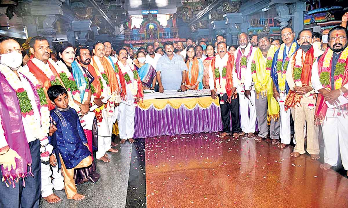 టీఆర్‌ఎస్‌ ప్రభుత్వంలోనే ఆలయాలు అభివృద్ధి