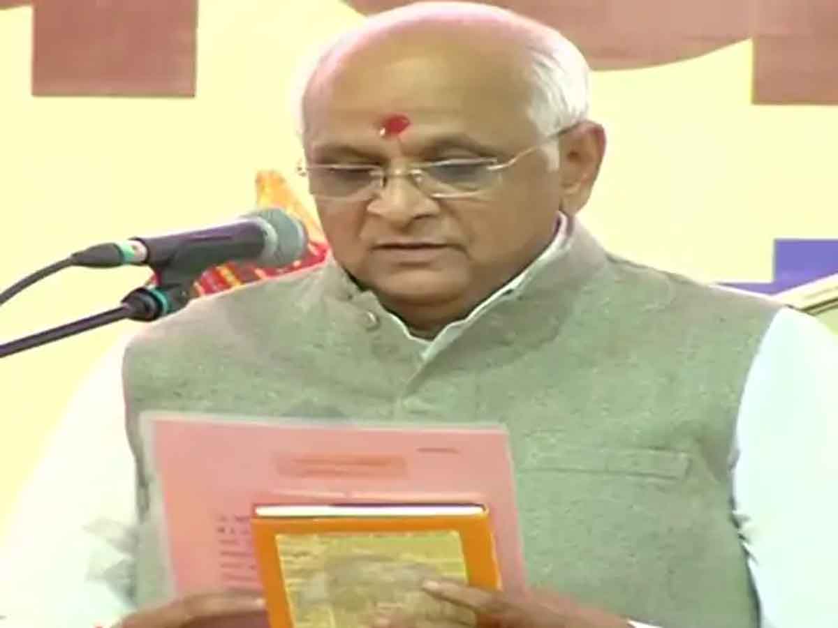 Bhupendra Patel : గుజరాత్‌ ముఖ్యమంత్రిగా భూపేంద్ర పటేల్‌ ప్రమాణం