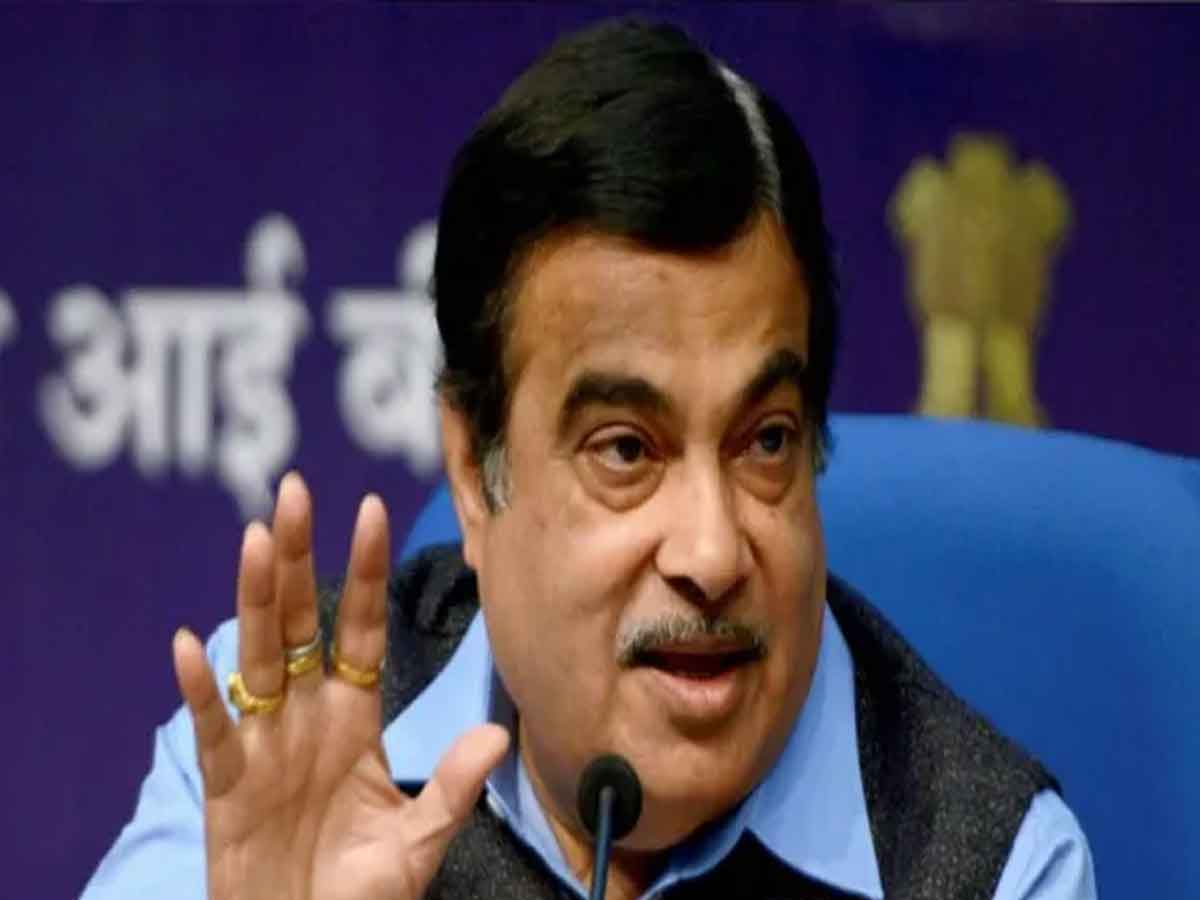 Nithin Gadkari : పేదల కార్లలో ఎయిర్‌బ్యాగ్స్ పెంచాలి: గడ్కరీ